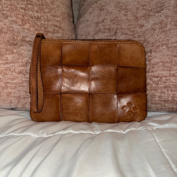 EUC- Patricia Nash Brown Leather Clutch - Picture 1 of 8